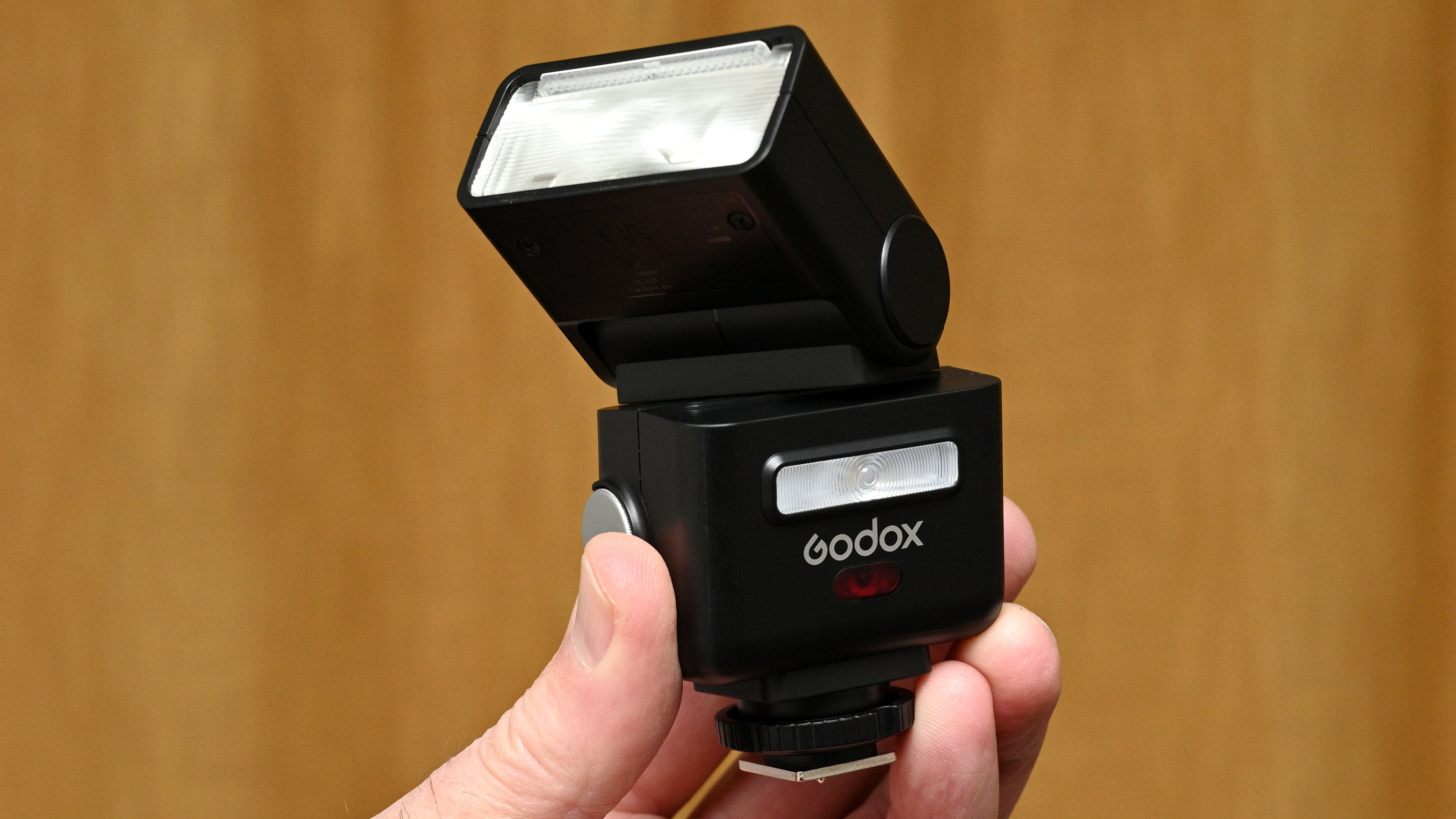Godox iT32 Cocok Digunakan Siapa Saja? Kenalan dengan Mini Flash Modular yang Praktis!