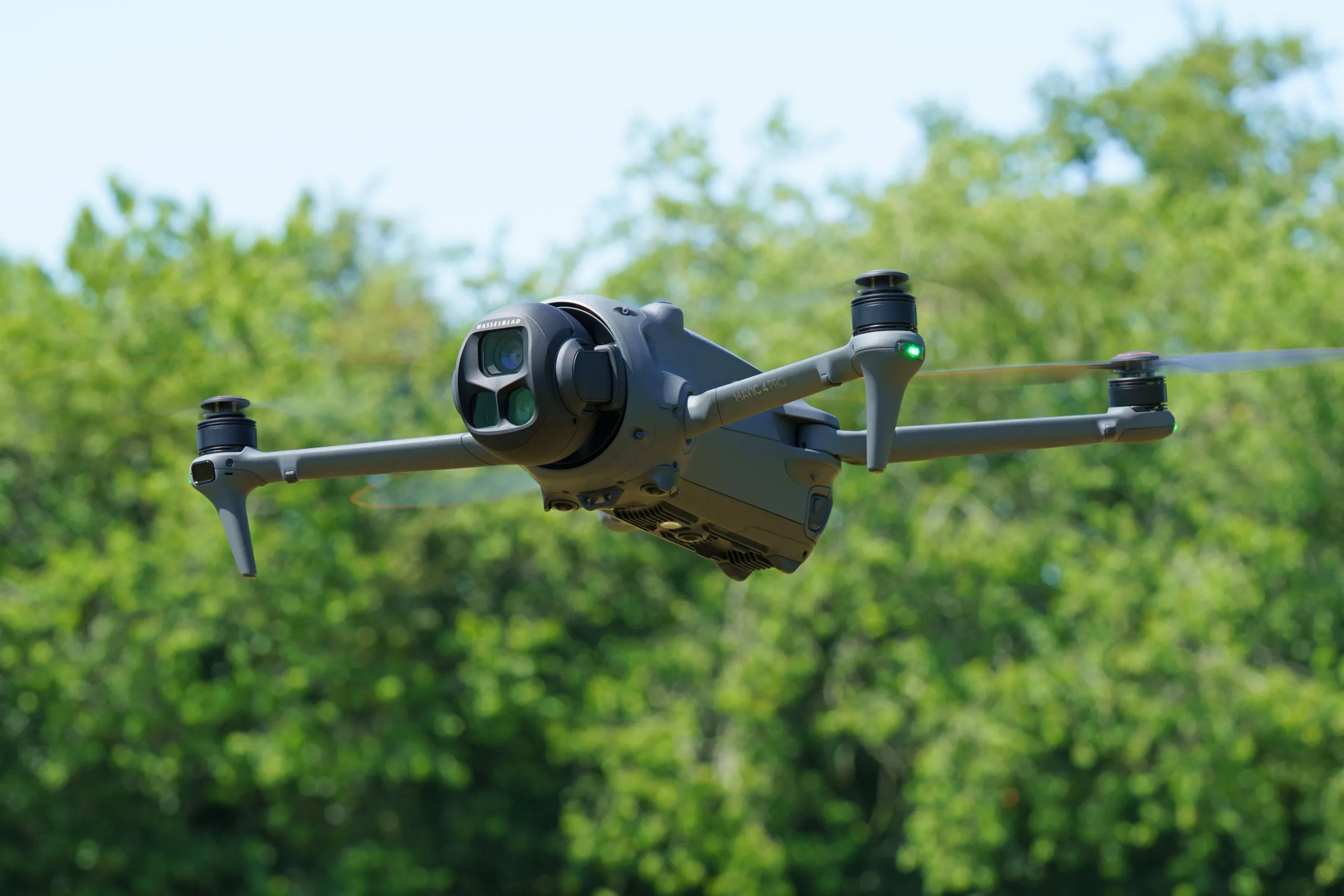 DJI Mavic 4 Pro Rilis Firmware Versi v01.00.0300, Tambah Fitur Lossless Vertical Video