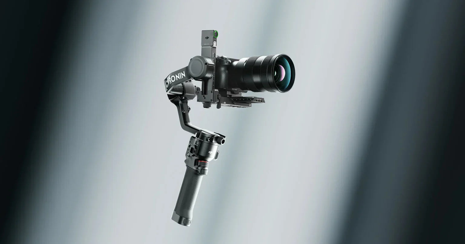 DJI RS 5 Resmi Dirilis: Jadi Gimbal yang Lebih Pintar, Lebih Kuat, dan Lebih Cepat Isi Daya