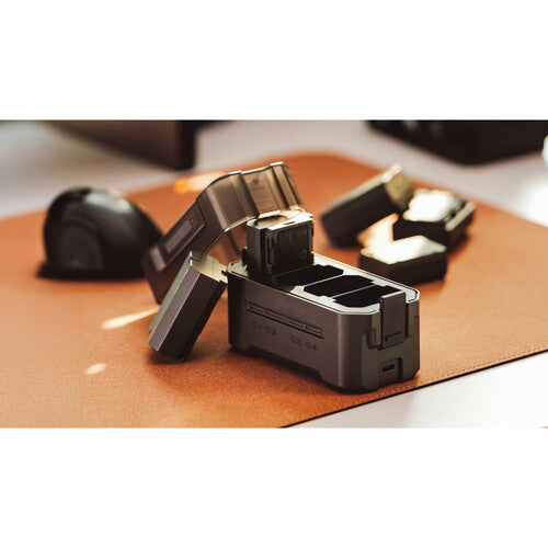 Tilta Portable Charging Station for NP-FZ100 (4 Channel) - Green TBC-FZ100-GN