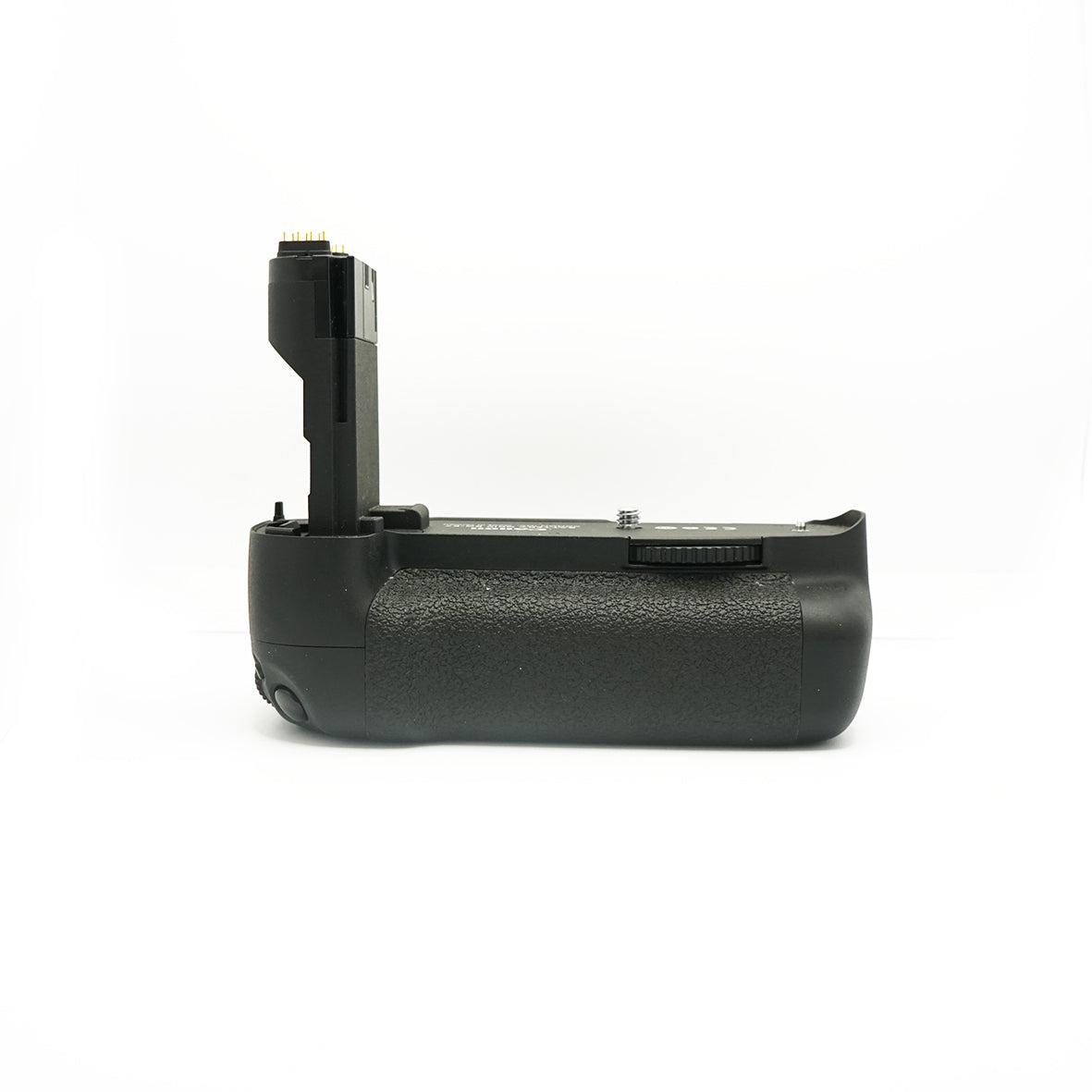 CANON BG-E7 BATTERY GRIP FOR CANON EOS 7D - SCORE 8