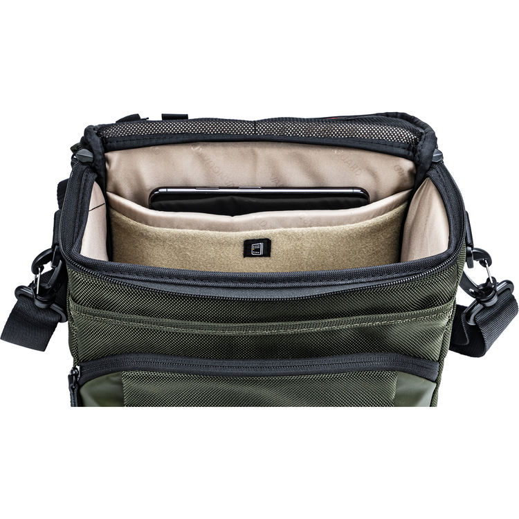Vanguard Veo Select 22S GR Shoulder Bag Green