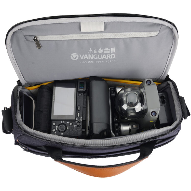 Vanguard Veo City S30 Camera Shoulder Bag with Pouch - Navy Blue