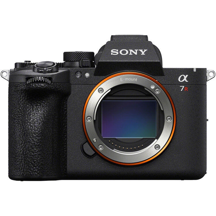 Sony a7R VI Mirrorless Camera (Body Only) with Sony FE 70-200mm f2.8 GM OSS II Lens