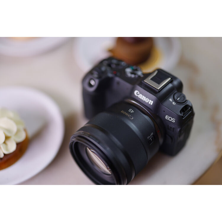 Canon RF 45mm f1.2 STM Lens