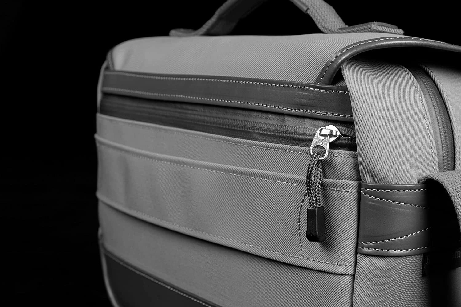 Billingham EVENTER MKII - Sage FibreNyte / Chocolate Leather (Olive Lining)