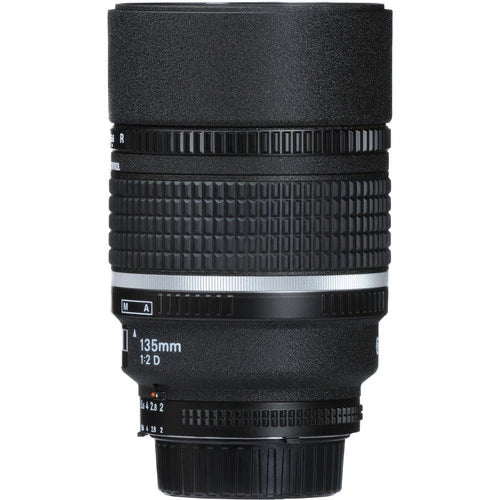 Nikon AF 135mm f2D DC-NIKKOR