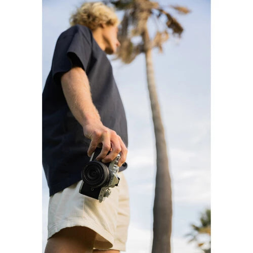 Nikon Nikkor Z DX 24mm f1.7 Mirrorless Lens