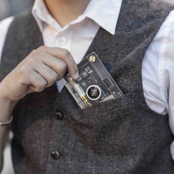 Paper Shoot CROZ Vanguard Camera Set 18MP