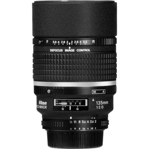Nikon AF 135mm f2D DC-NIKKOR