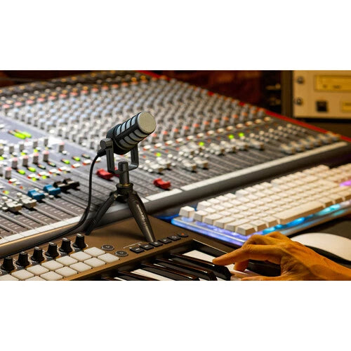 Saramonic SR-BV1 Dynamic Broadcasting Microphone