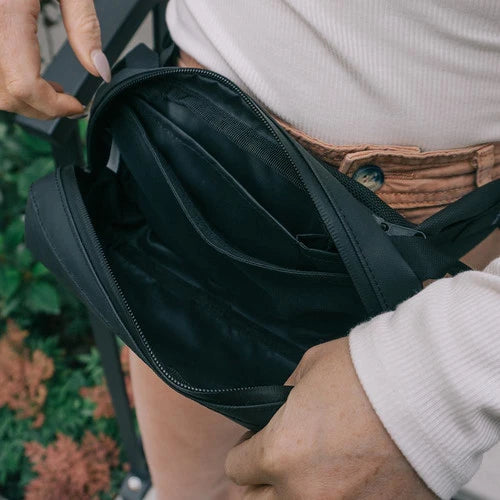 WANDRD D1 Fanny Pack Black D1FP-BK-2R1