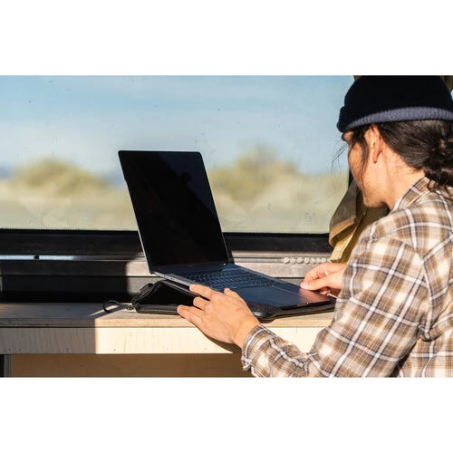 WANDRD Laptop Case 16" Black LC16-BK-1