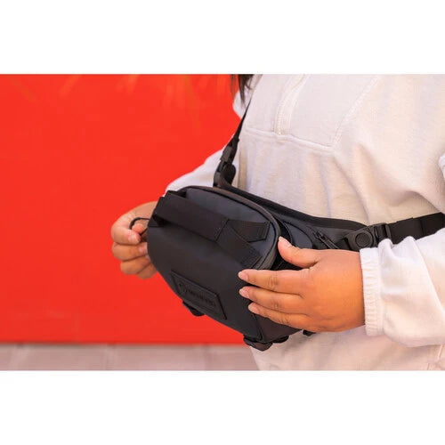 WANDRD Rogue Camera Sling, 3L Black Camera Bag SLG3-BK-1