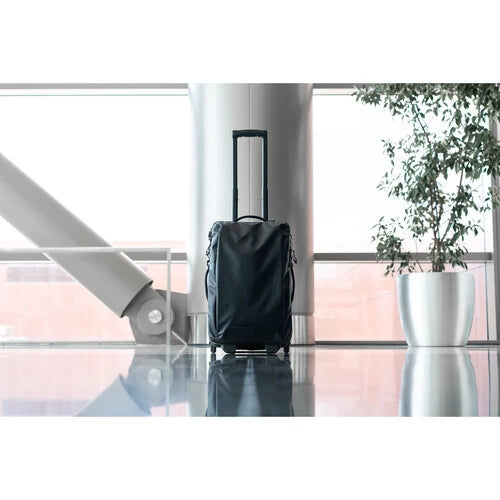 WANDRD Transit Carry-On Roller Black Essential+ Bundle TR45-BK-PEPB-1