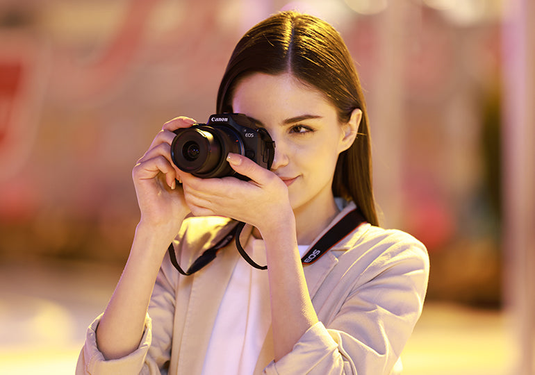 Kenapa Canon EOS R100 + RF-S 18-45mm Jadi Kombinasi Wajib Buat Pemula, Ini Jawabannya