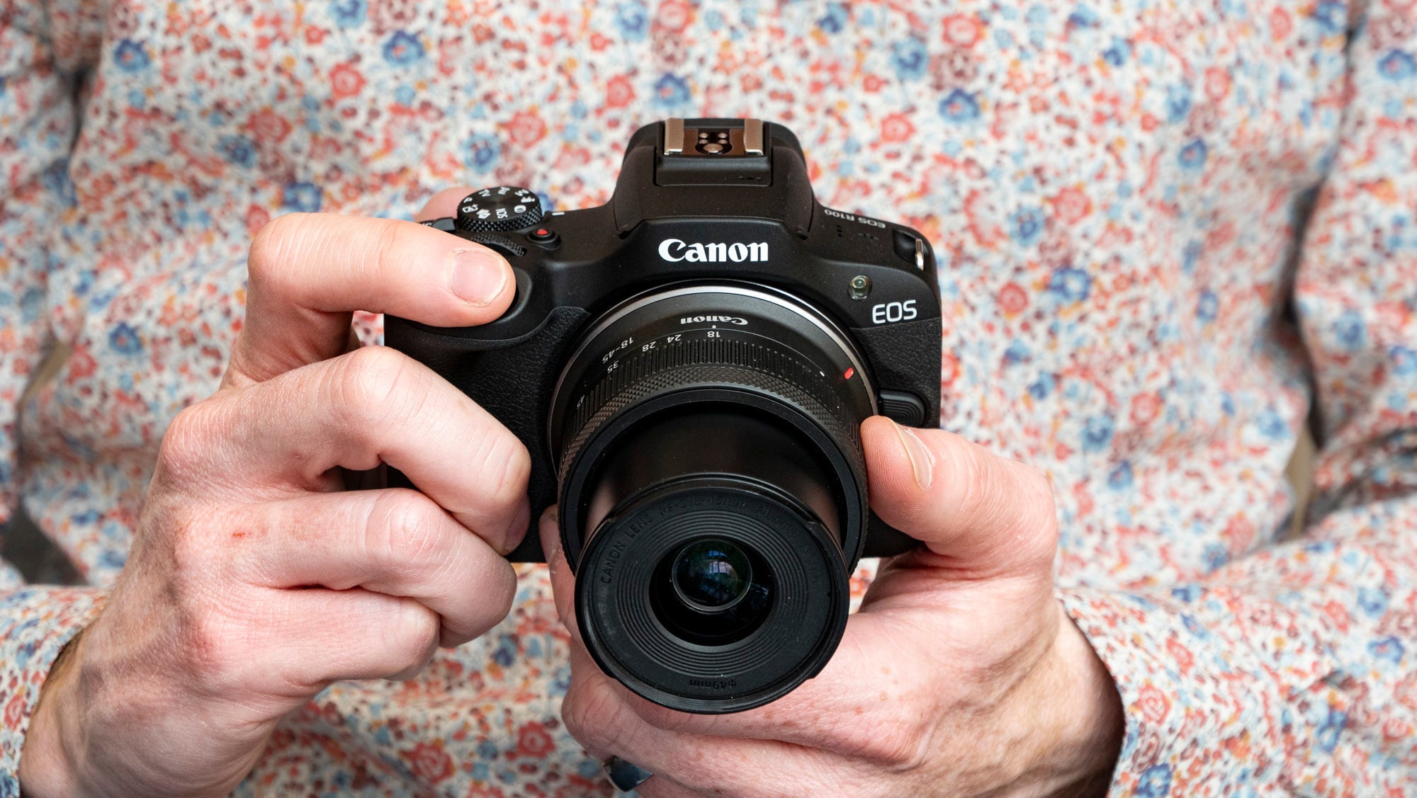 Hasil Foto HP Gitu-Gitu Aja? Saatnya Naik Level Bareng Kamera Canon EOS R100