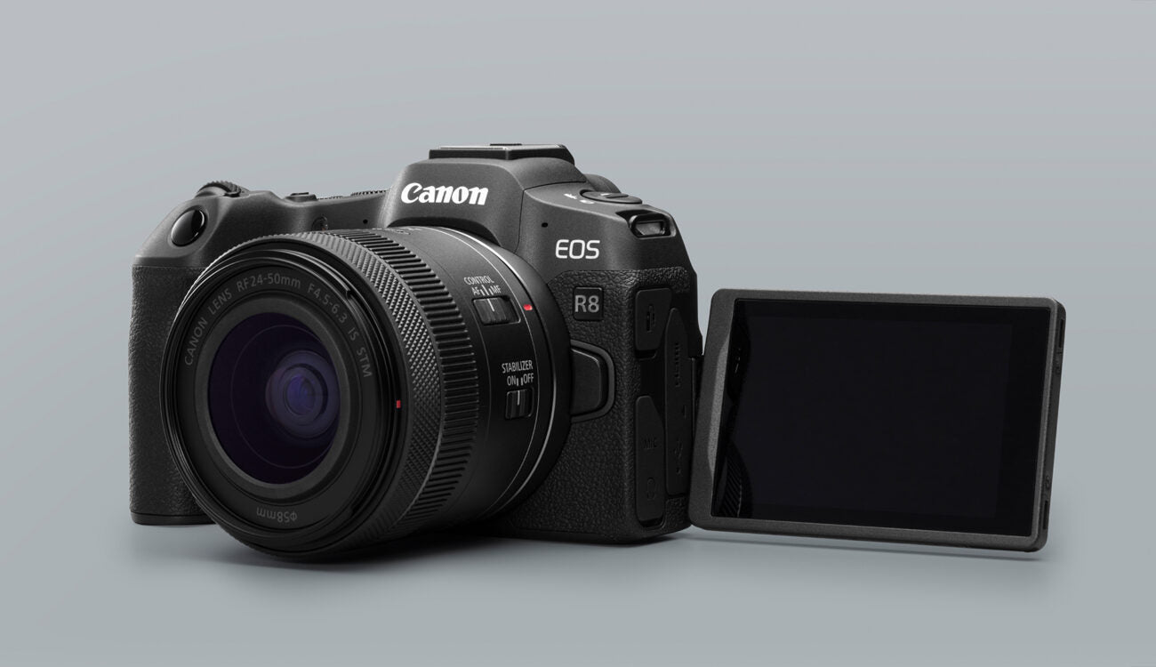 Bodi Mungil Kualitas Full-Frame: Kenalan Sama Canon EOS R8 yang Enteng Buat Traveling