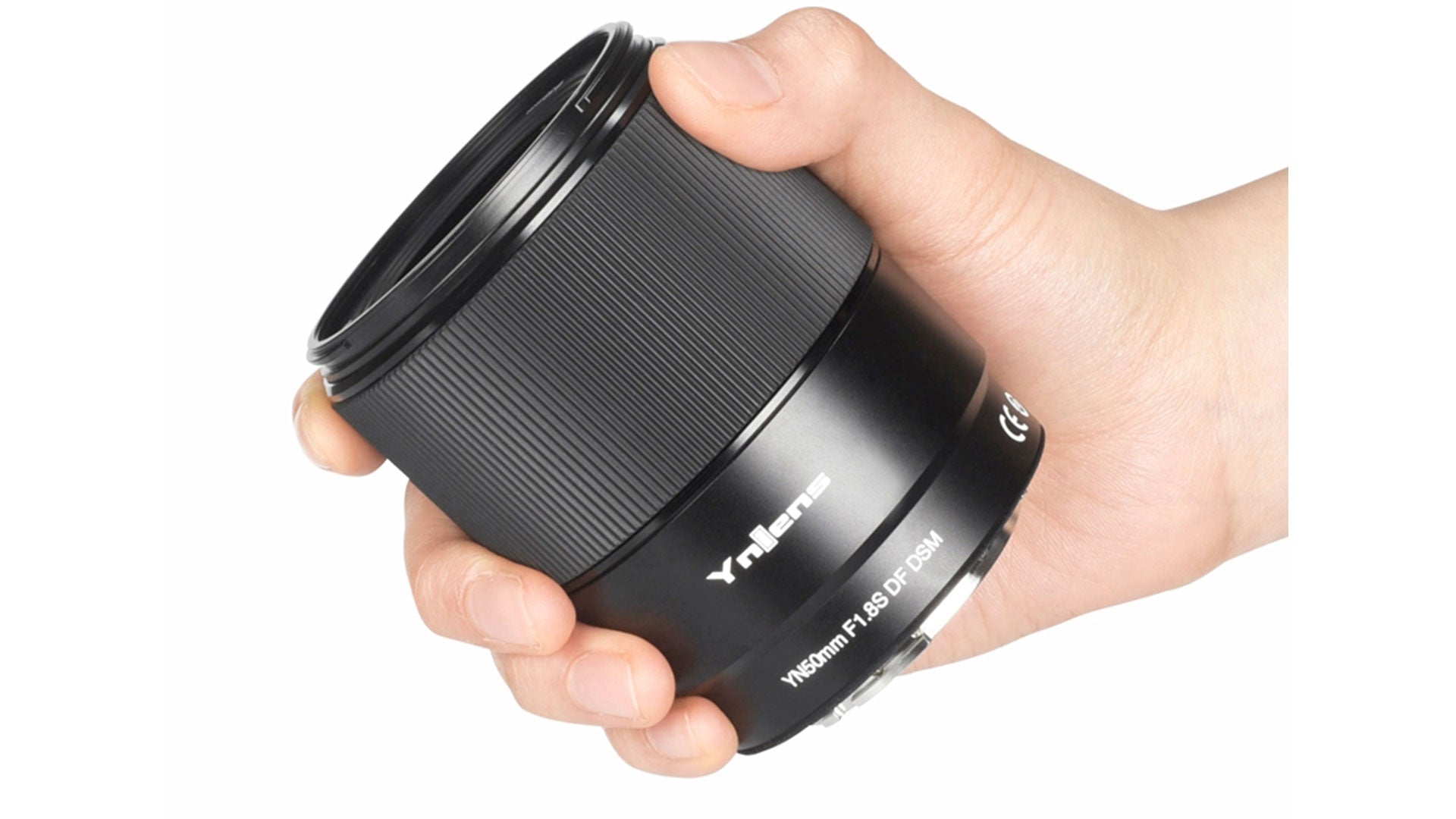 Yongnuo YN 50mm f/1.8 DF DSM: Lensa "Budget King" yang Bikin Kontenmu Makin Pro