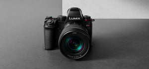 Gak Perlu Gimbal! Kamera Lumix S5II Bikin Video Traveling dan Daily Kamu Tetap Stabil