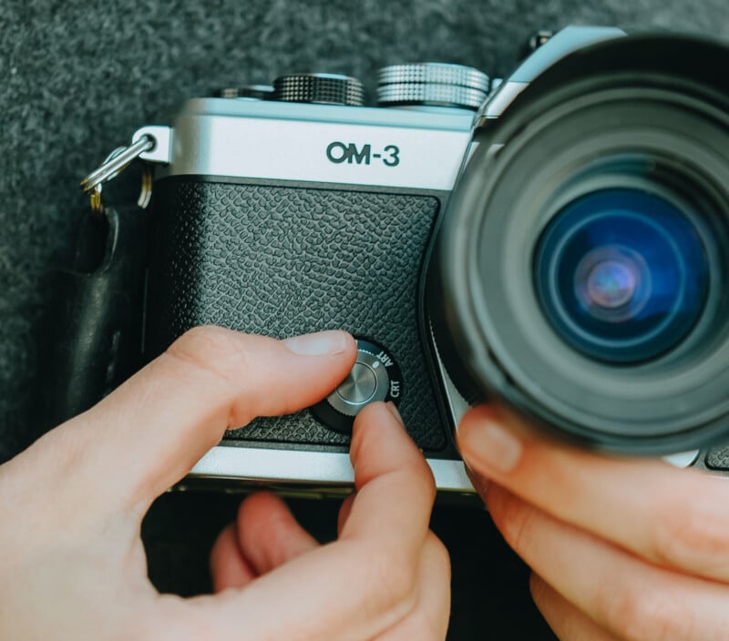 OM System Resmi Hadirkan Fitur Download Custom OM-3 Recipes untuk Pengguna Kamera OM-3