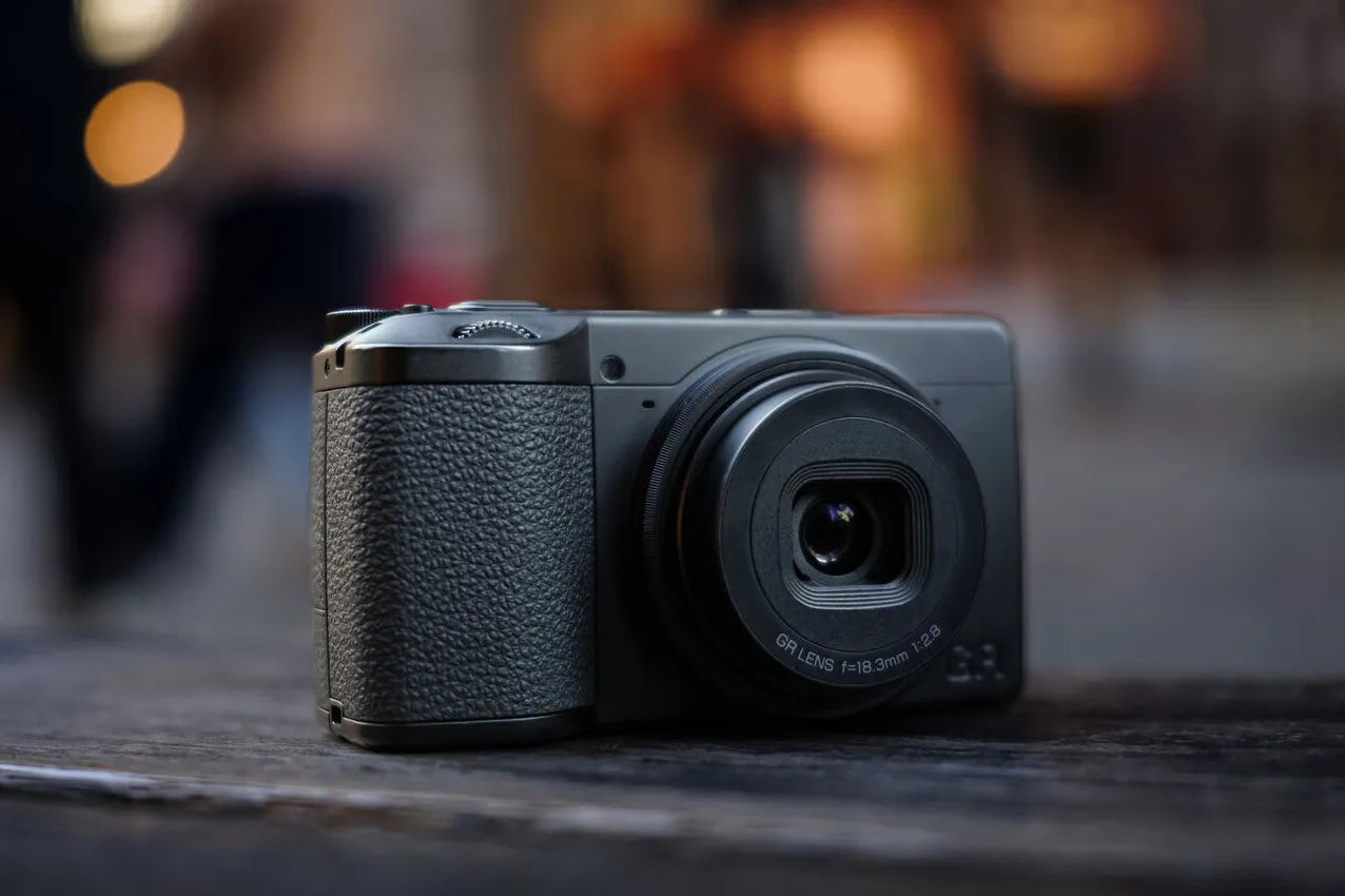 Firmware Terbaru Ricoh GR IV Hadirkan Electronic Shutter hingga 1/16.000 Detik