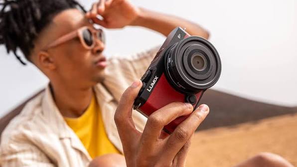 Bikin Konten Travel Instan Tanpa Ribet Ngedit? Kenalin Nih Panasonic LUMIX S9