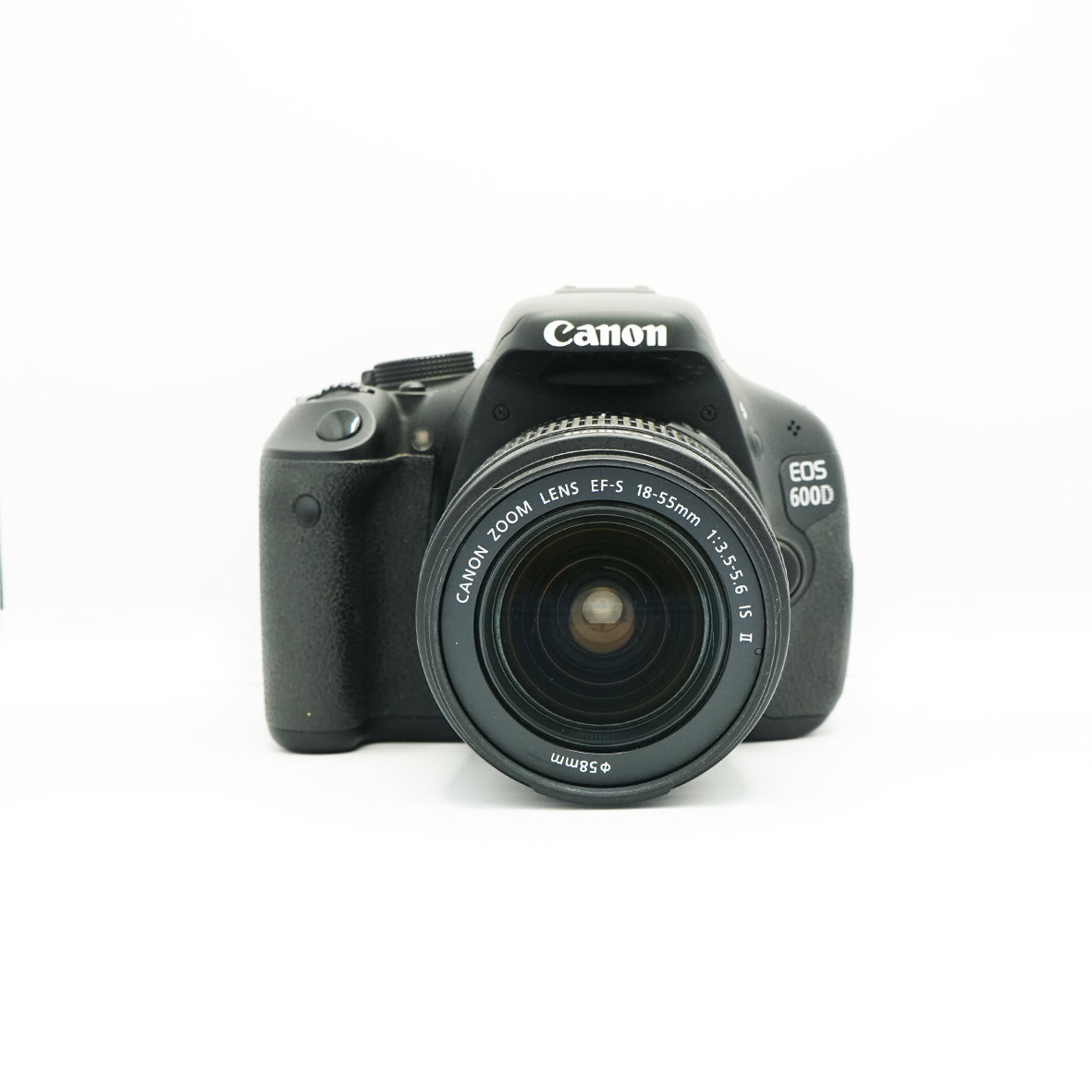 CANON EOS 600D KIT WITH EF-S 18-55MM F3.5-5.6 IS II  - SCORE 8