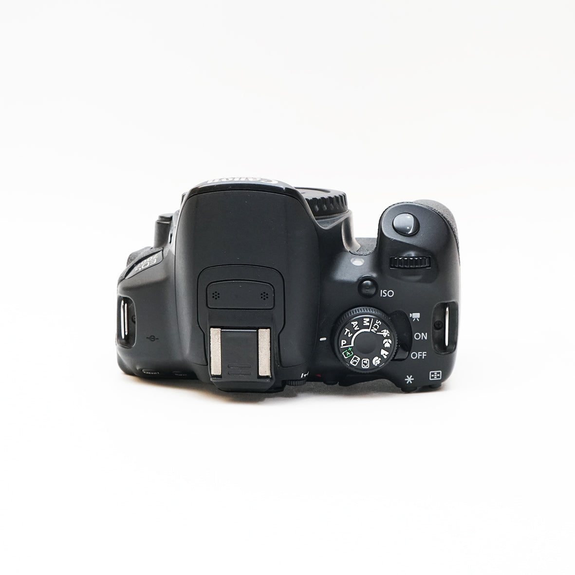 CANON EOS 700D BO  - SCORE 8