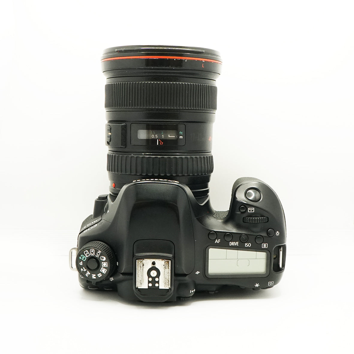 CANON EOS 80D KIT WITH EF 17-40MM F4 L  - SCORE 8