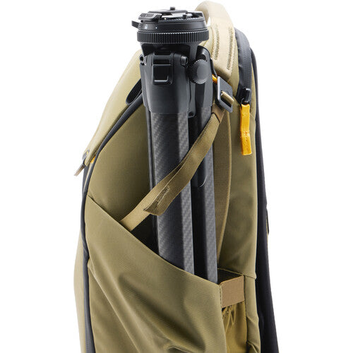 Peak Design BEDB-20-KP-3 Everyday Backpack V3 (Kelp, 20L)