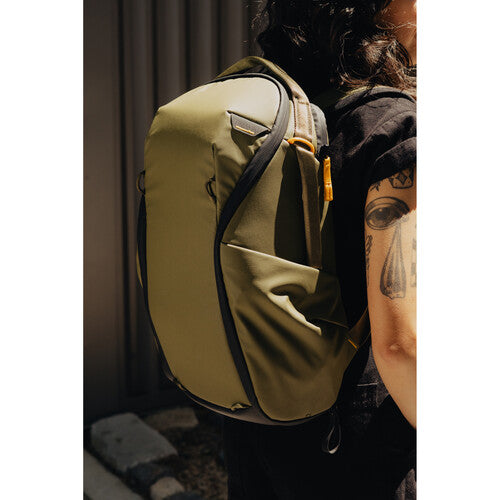 Peak Design BEDBZ-15-KP-3 Everyday Backpack Zip (Kelp Green, 15L)