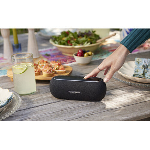Harman Kardon Luna Portable Bluetooth Speaker (Black)