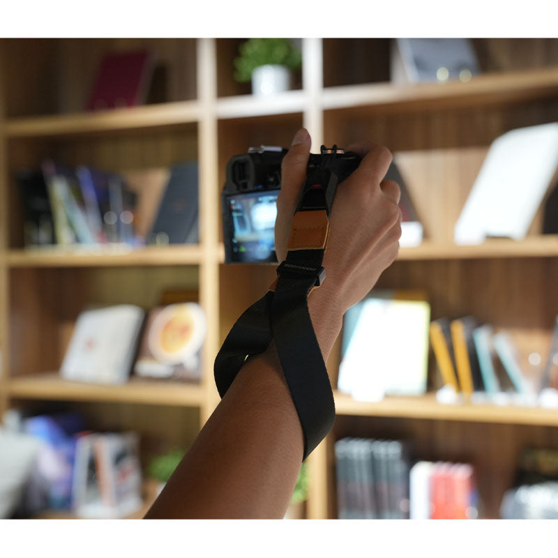 Avangarde Camera Wrist Strap - Black