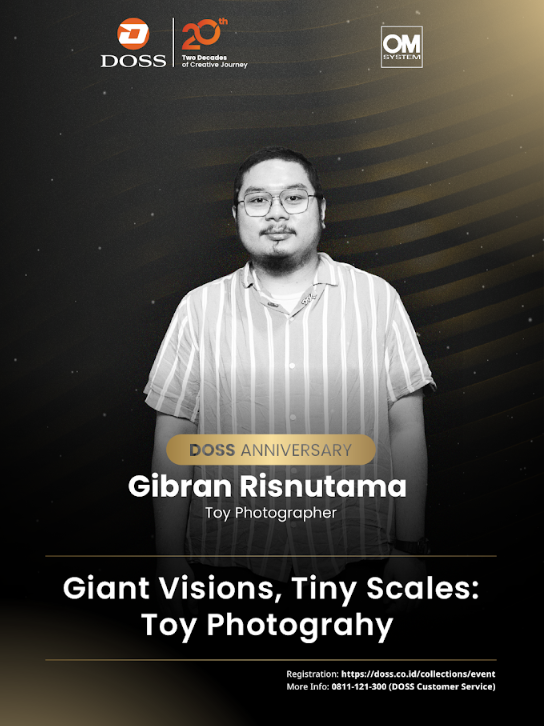 JKT - Giant Visions, Tiny Scales: Toy Photograhy