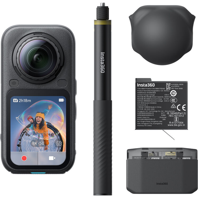 Insta360 X6 Essentials Bundle Midnight Black
