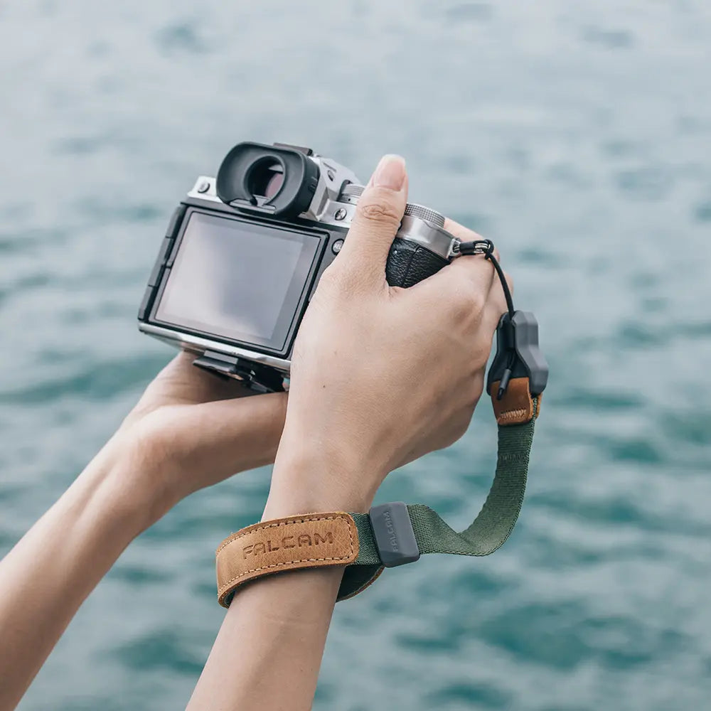 FALCAM Maglink Quick Magnetic Buckle Wrist StrapGreyM00A3801