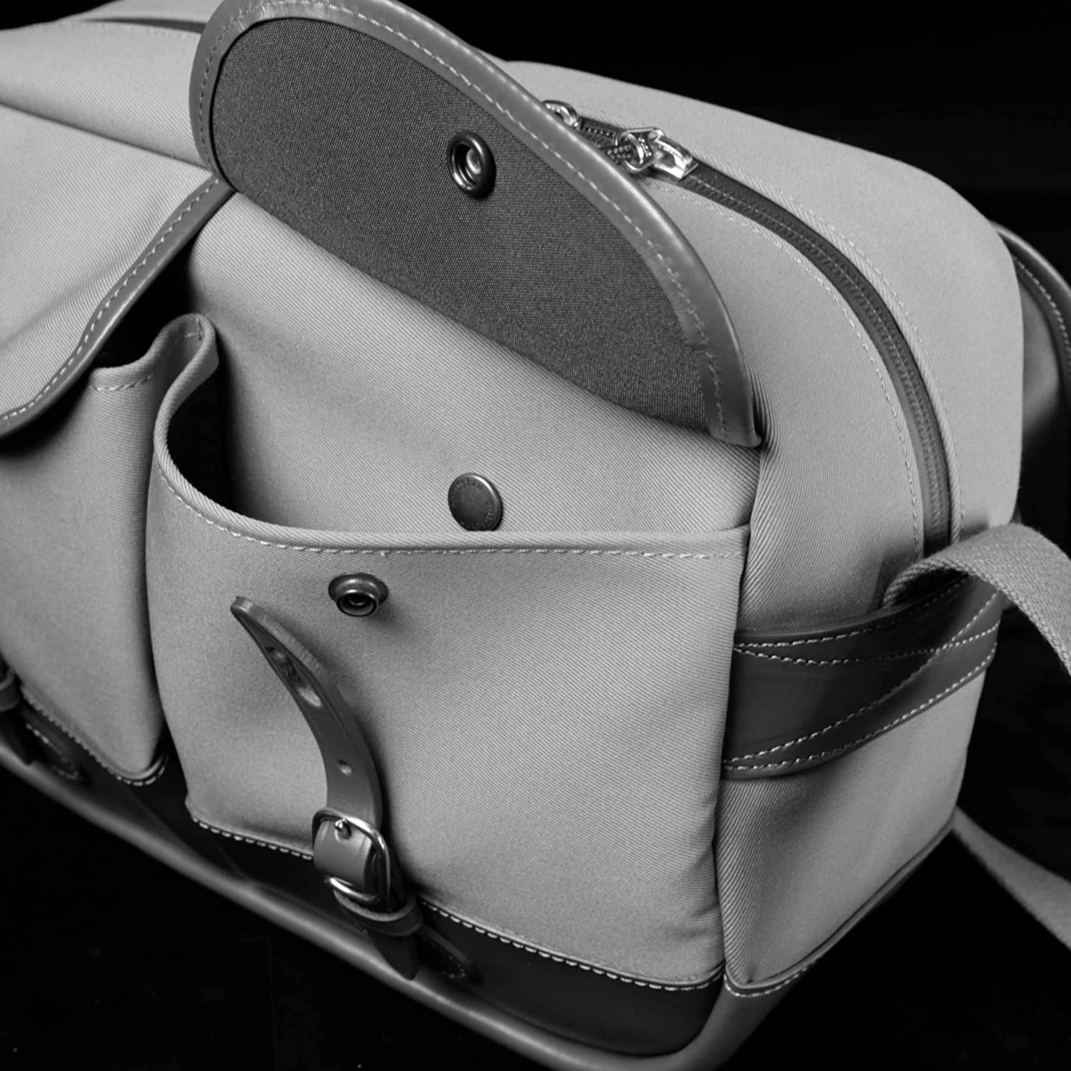 Billingham EVENTER MKII - Sage FibreNyte / Black Leather (Olive Lining)
