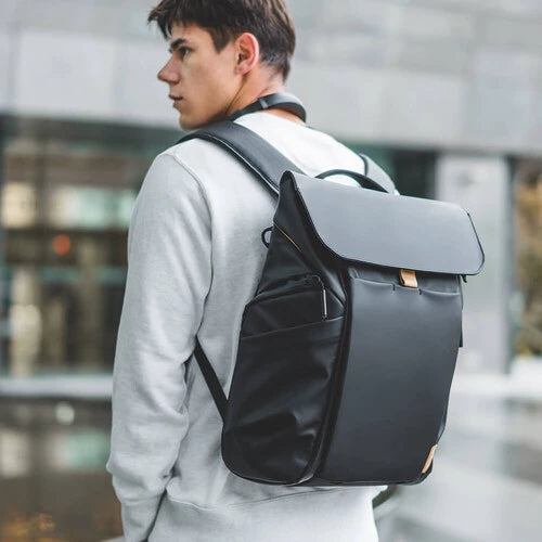 PGYTECH OneGo Backpack 18LObsidian Black P-CB-028