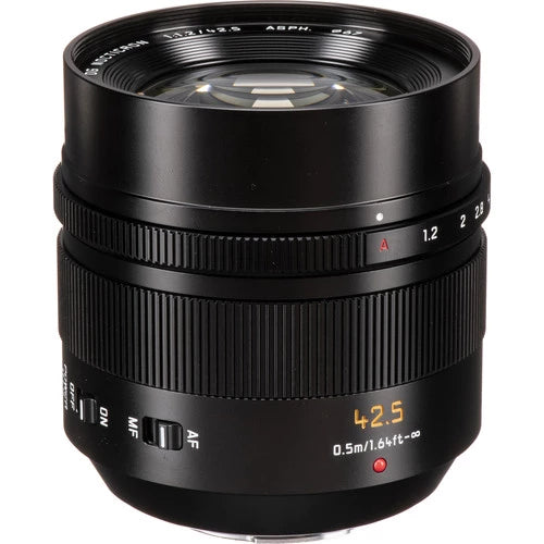 Panasonic lens Leica DG Nocticron 42.5mm F1.2 ASPH