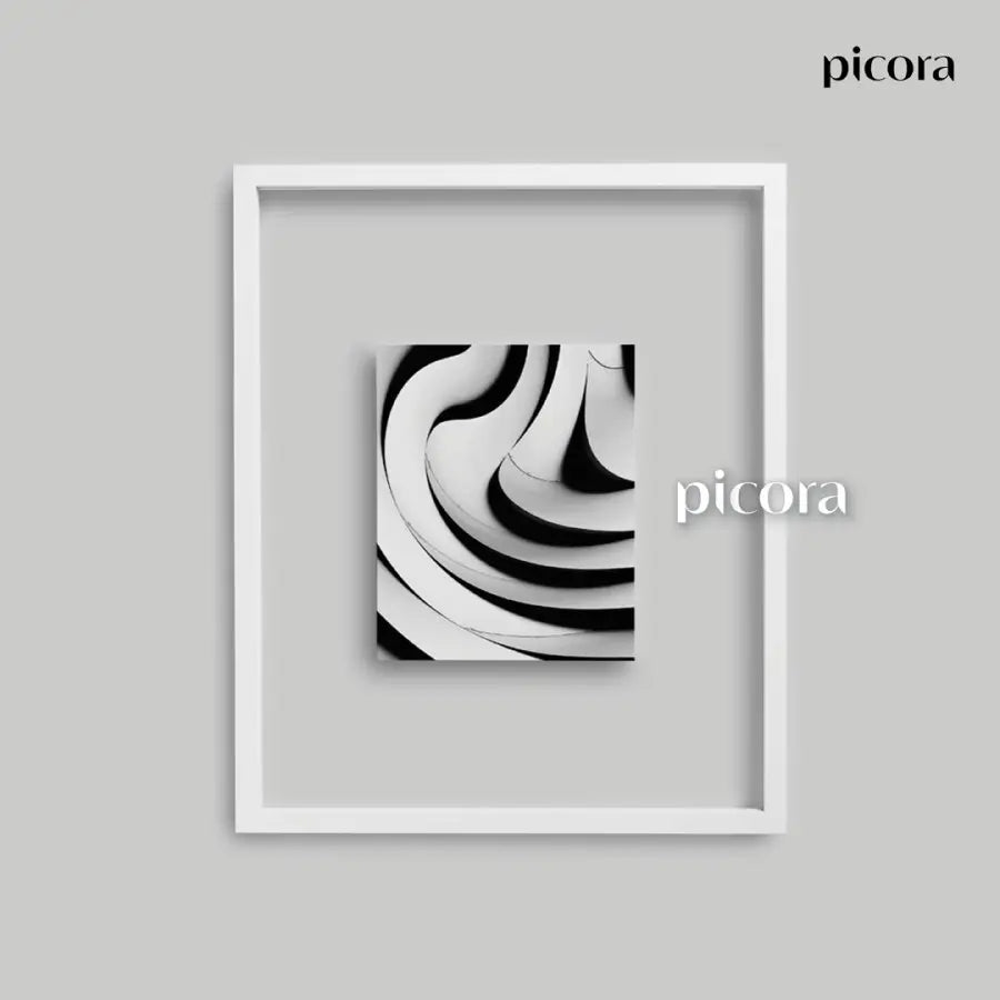 Picora Arte Floating Frame 16R matted to 11R White