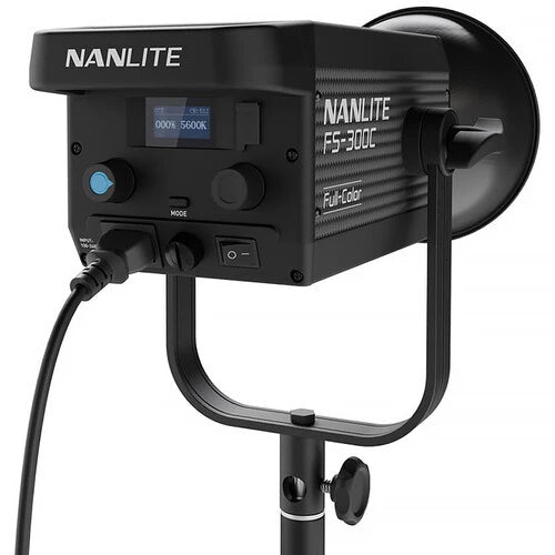 Nanlite FS-300C Led RGBWW Spot Light