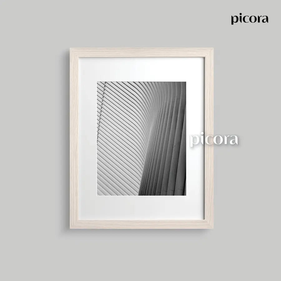 Picora Arte Wall Frame 11R matter to 8R Oak