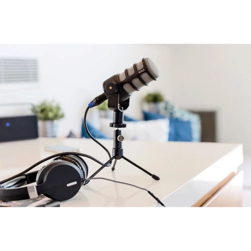Rode PodMic Dynamic Podcasting Microphone with Rode WS2 Windshield