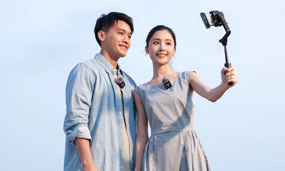 Saramonic Blink900 S4 Ultracompact 2.4GHz Dual-Channel Wireless Microphone Lightning iPhone RXDi