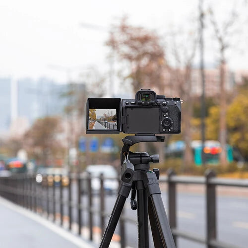 SmallRig Sunhood for Sony Alpha 7 IV / Alpha 7S III / Alpha 7C / ZV-1F / ZV-1 / ZV-E10 / FX3 Camera 3206