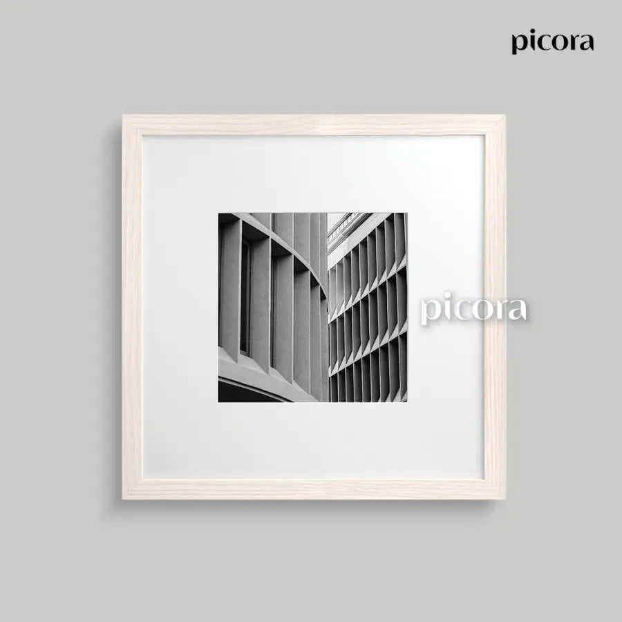 Picora Arte Wall Frame 36x36cm Oak